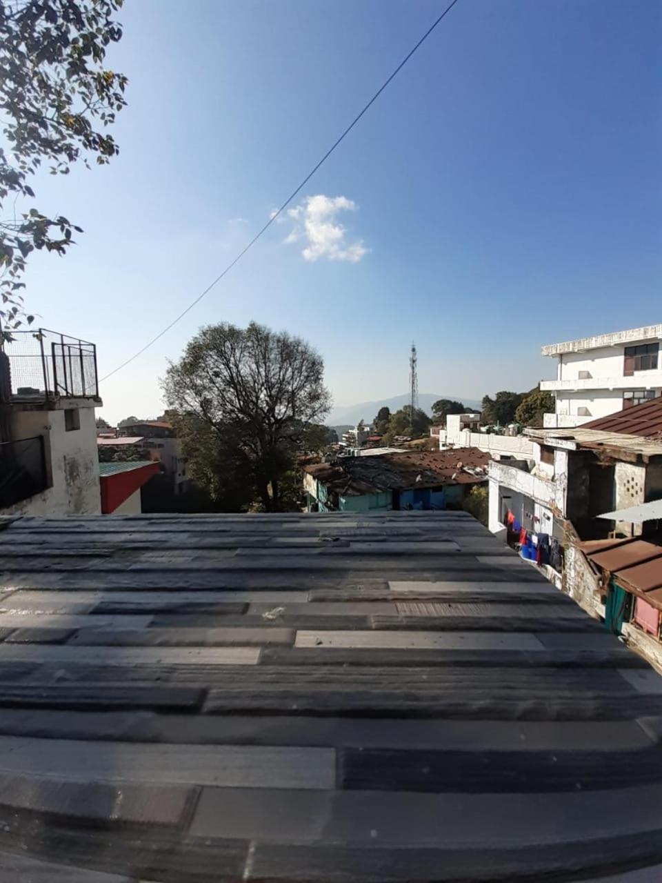 Hotel Lansblue Lansdowne Esterno foto